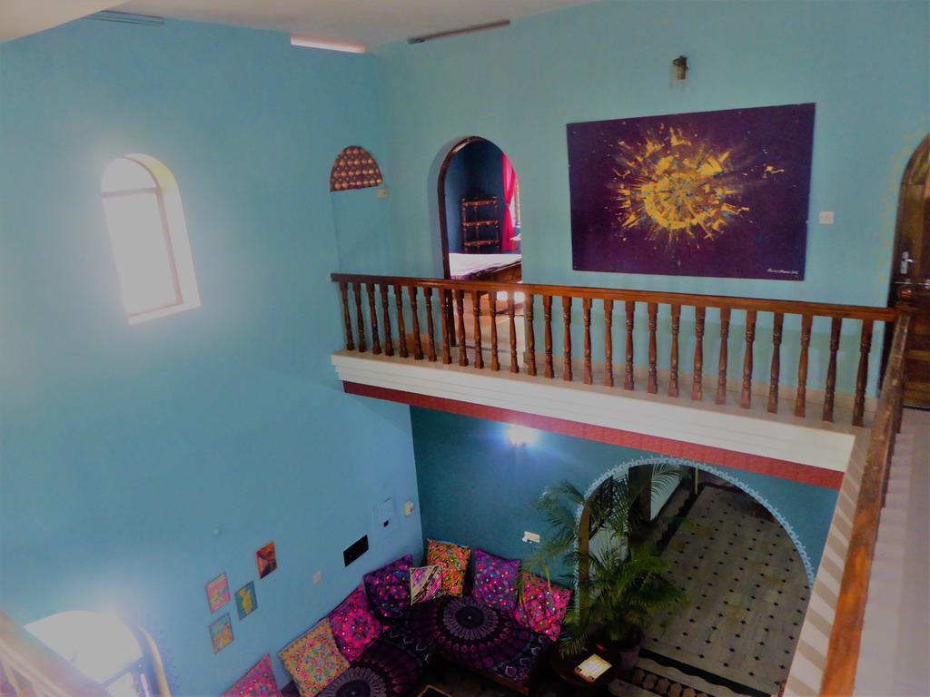 Mk Gardens Surf & Yoga House Hotel Varkala Esterno foto